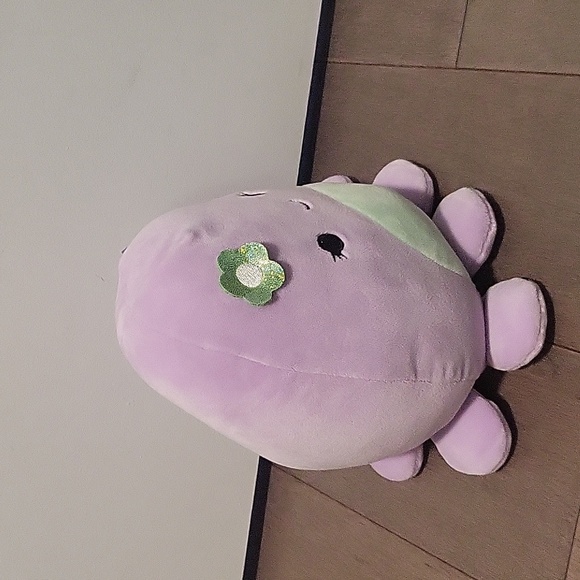 Violet 7" squishmallow - Picture 4 of 4